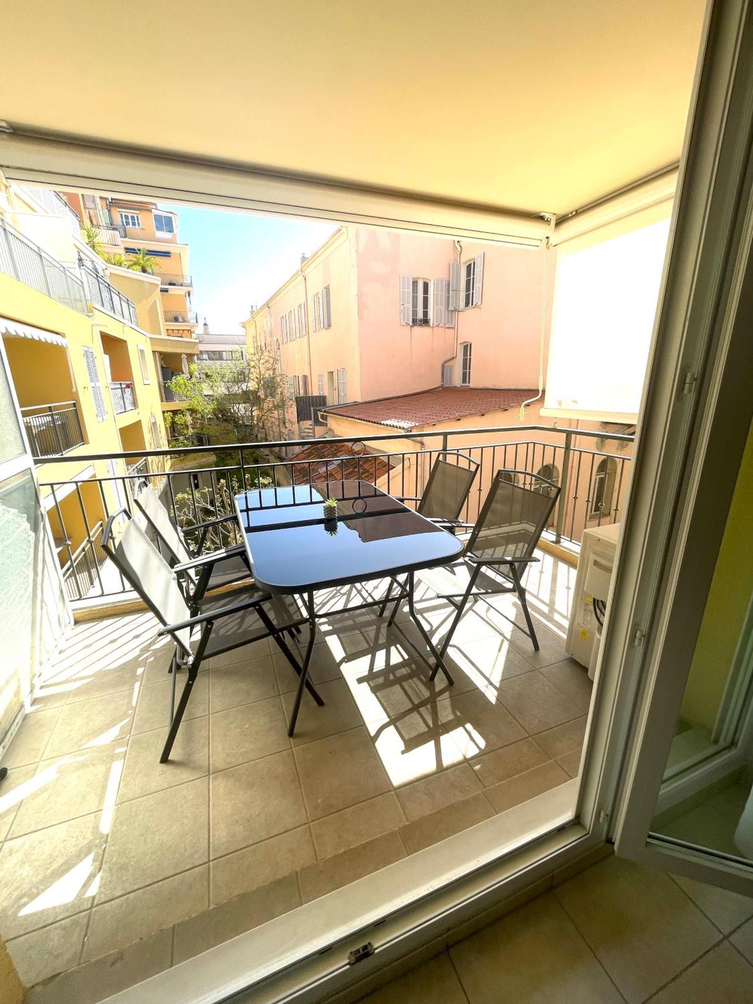 Royal Plazza, Beau T2 Centre Ville, Parking Menton Ngoại thất bức ảnh